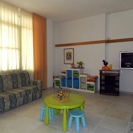 Hotel Michelangelo Белариа-Игеа Марина Екстериор снимка