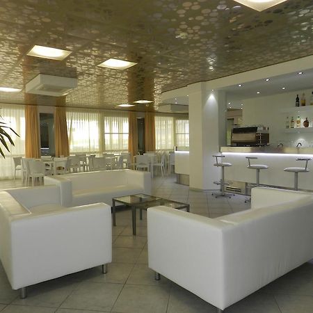 Hotel Michelangelo Белариа-Игеа Марина Екстериор снимка