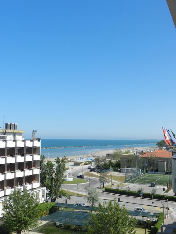 Hotel Michelangelo Белариа-Игеа Марина Екстериор снимка